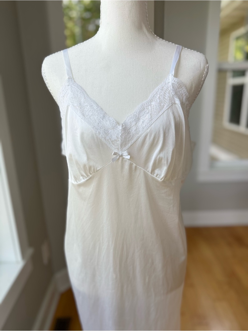Vintage Gilligan O’Malley White Lace Trim Chemise Slip Dress Size XL